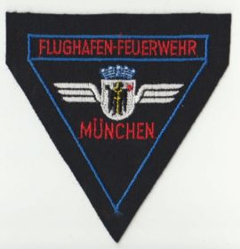 Flughafen Feuerwehr München.jpg